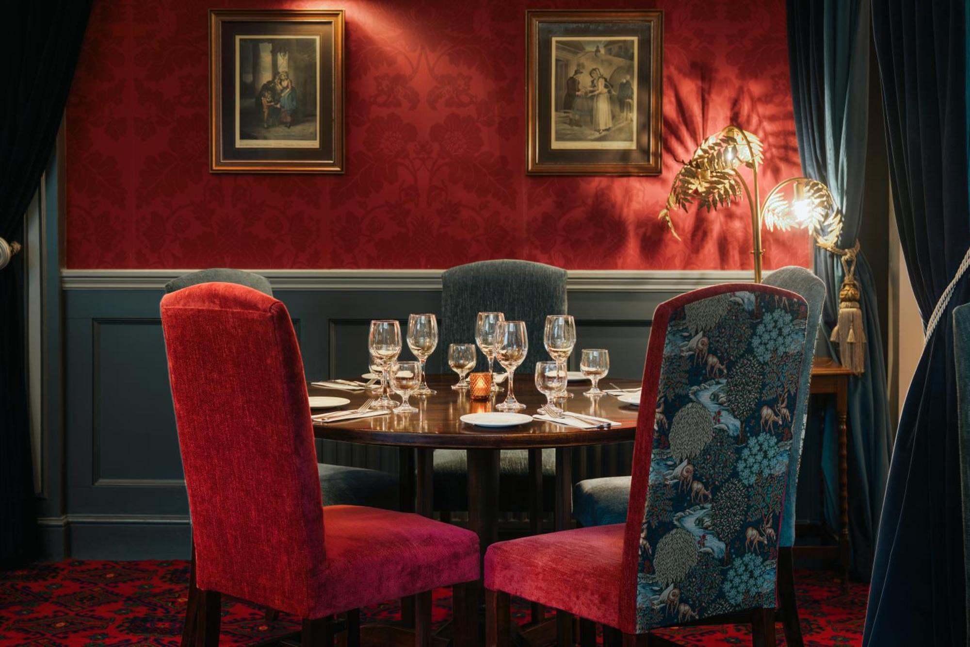 Castle Hotel — Photos 1
